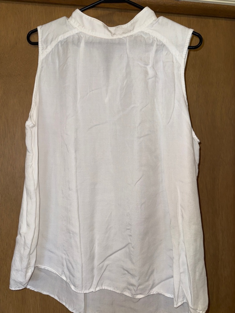 cloth & stone white Sleeveless Button-Back Shell XL